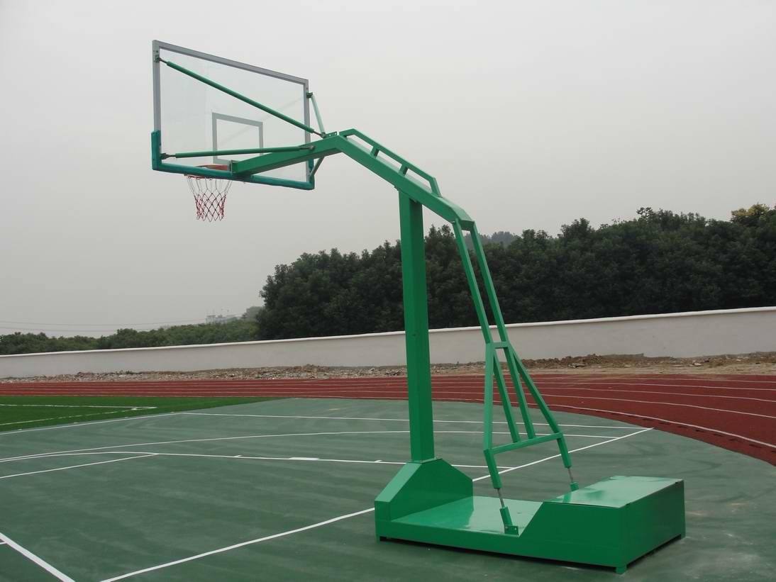 重庆专业定制篮球架：标准篮球架篮板篮圈尺寸是多少